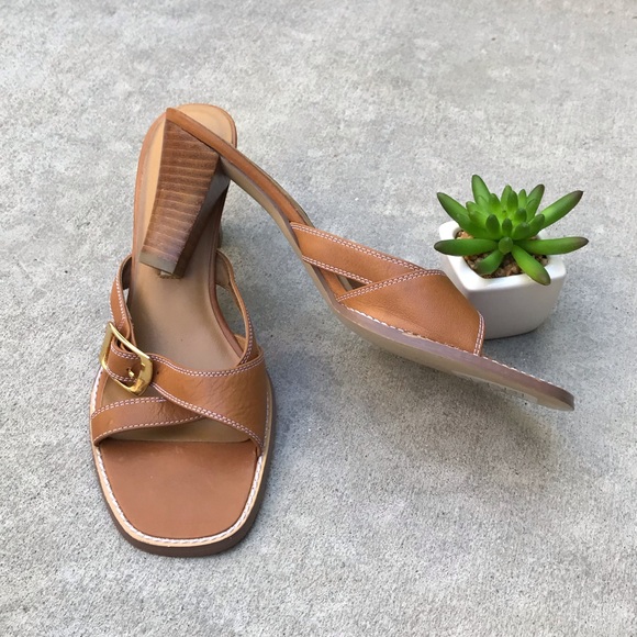 Bandolino Camel Suzan Slip On Heels Size 6.5M - Picture 4 of 8